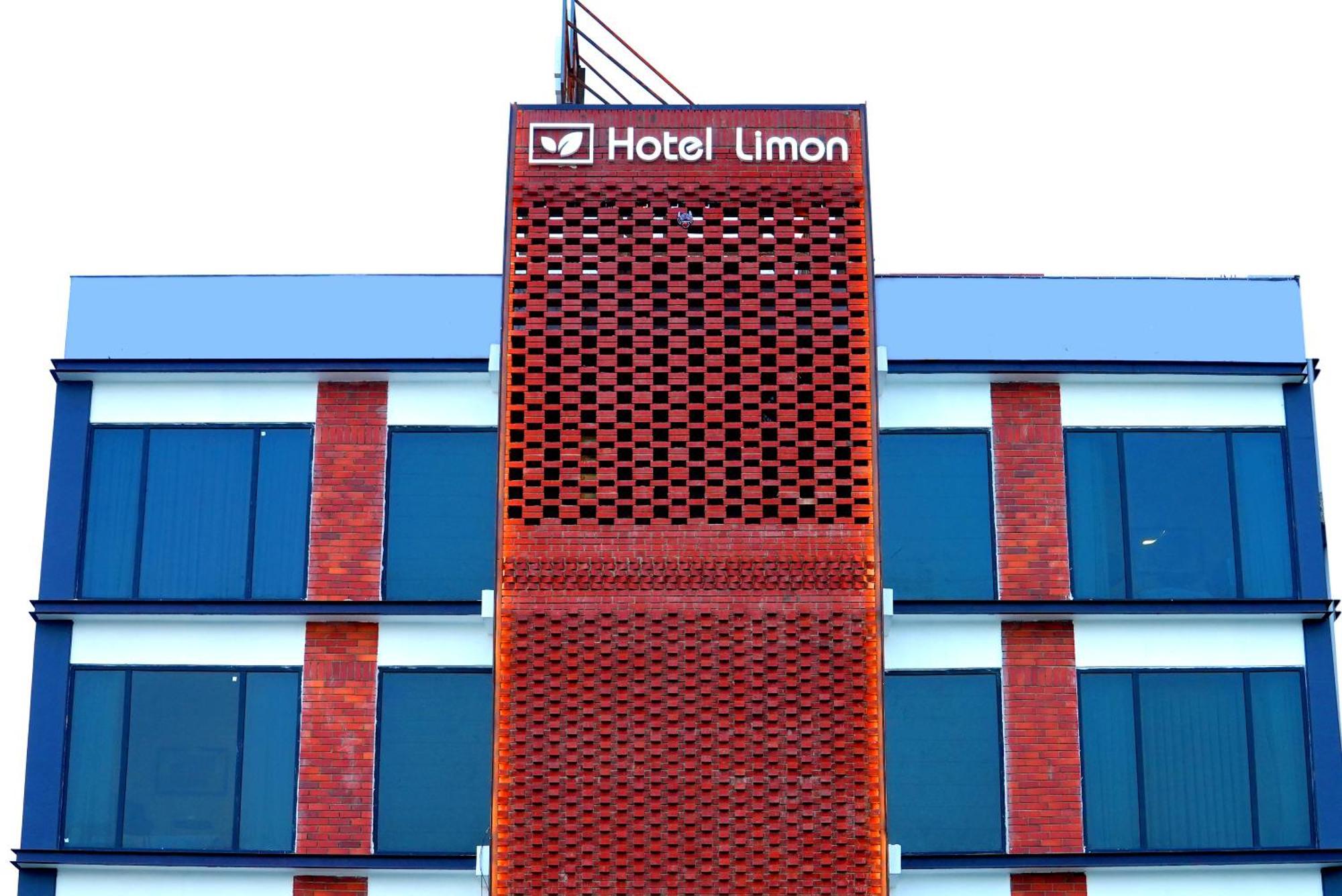 Hotel Limon & Banquet Sector 29, Гургаон Экстерьер фото